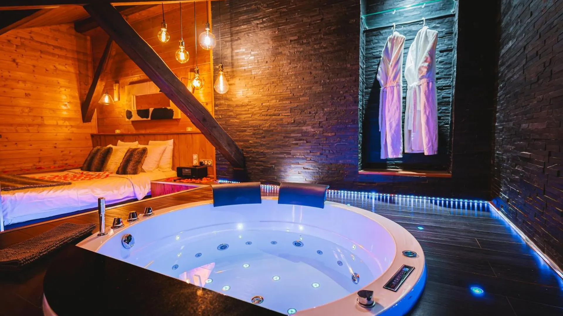 Le Chalet Loft And Spa Villeurbanne